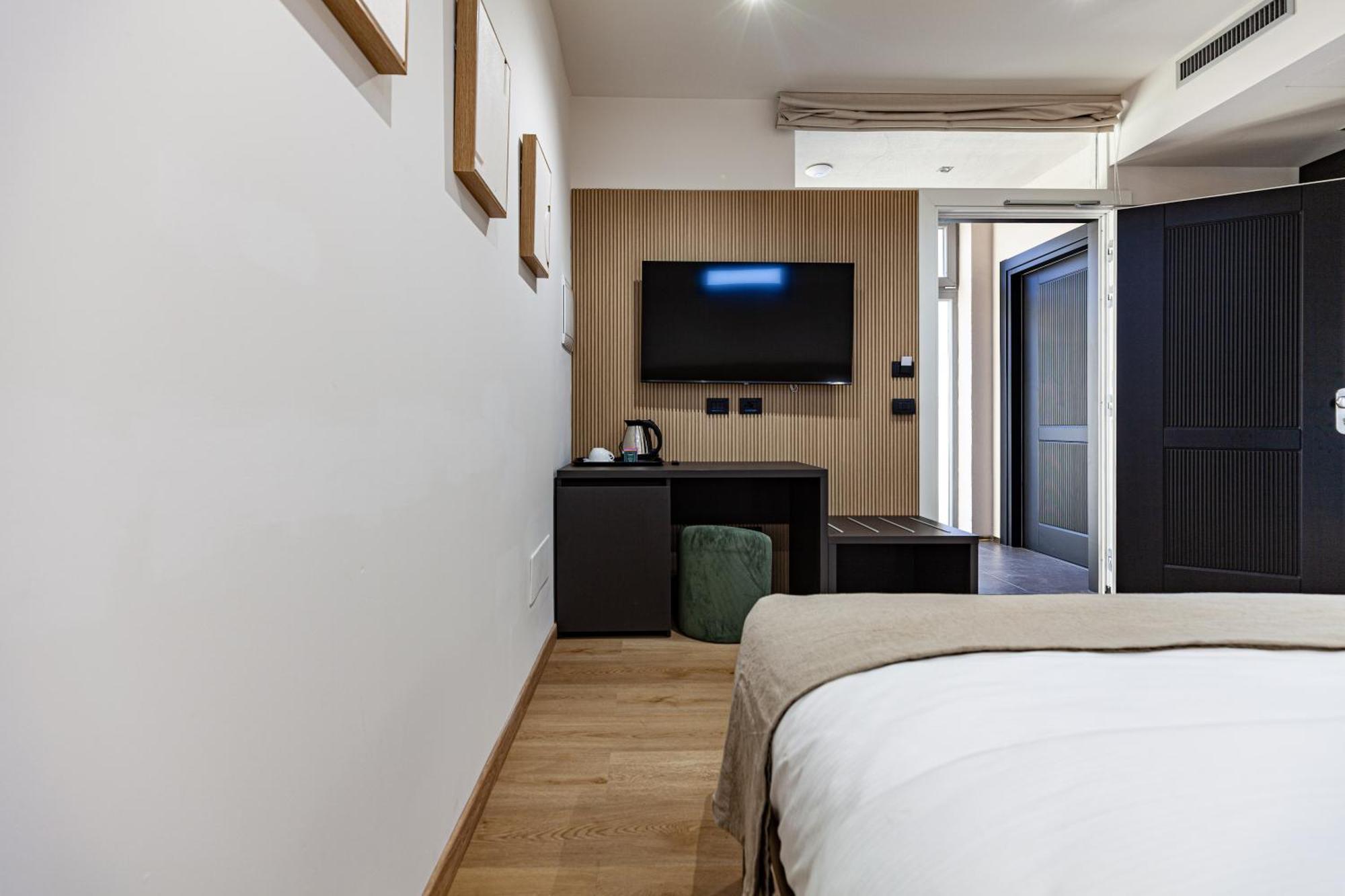Rh Lifestyle Rooms & Suites Όλμπια Εξωτερικό φωτογραφία